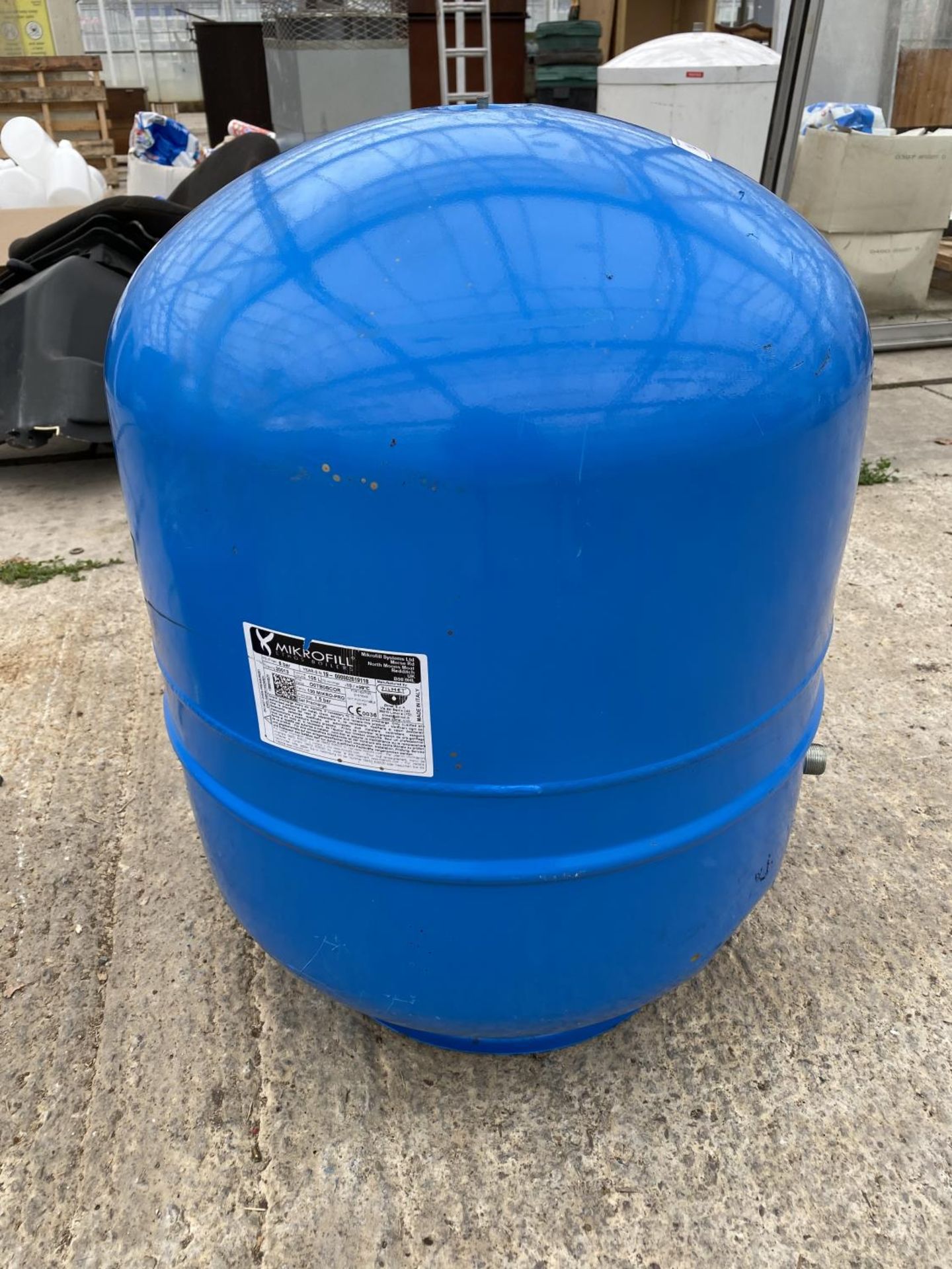 A MIKRO FILL CANISTER 26" HIGH 5'3" CIRCUMFERENCE NO VAT