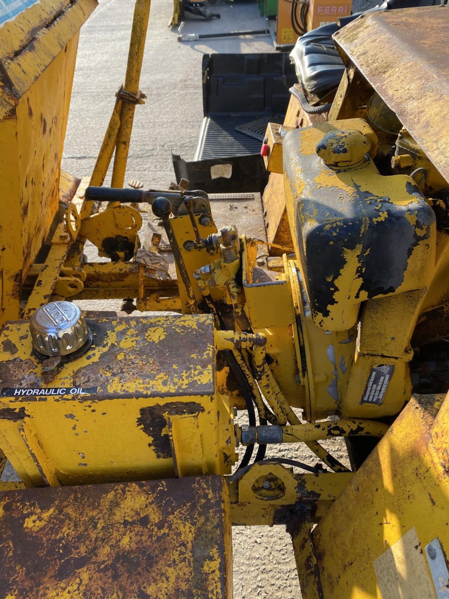 A BENFORD 1.2 TONNE DUMPER WITH SINGLE CYLINDER DEUTZ ENGINE GOOD RUNNER - NO VAT - Image 2 of 5