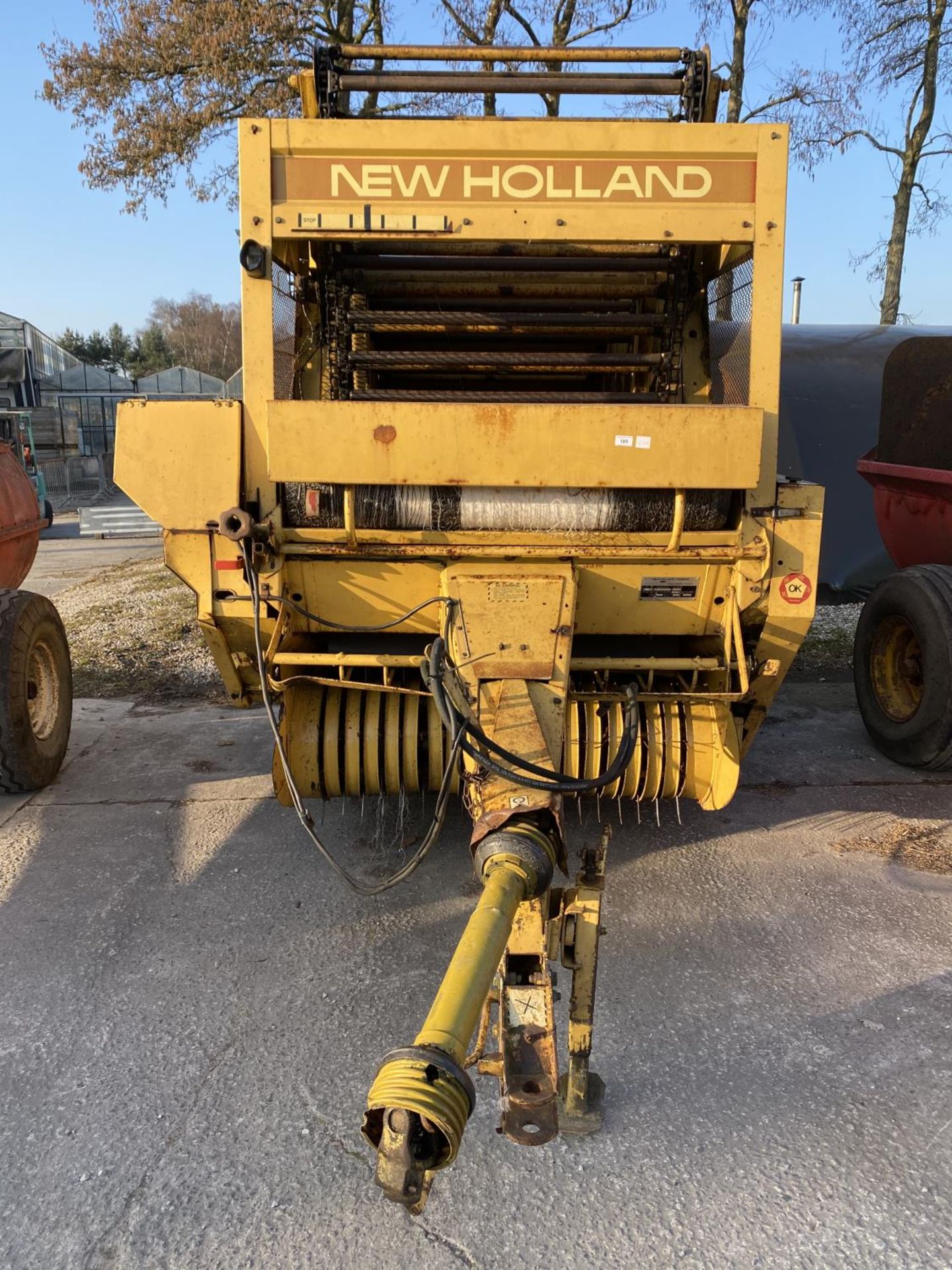 A NEW HOLLAND 841 ROUND BALER (+PTO) +VAT