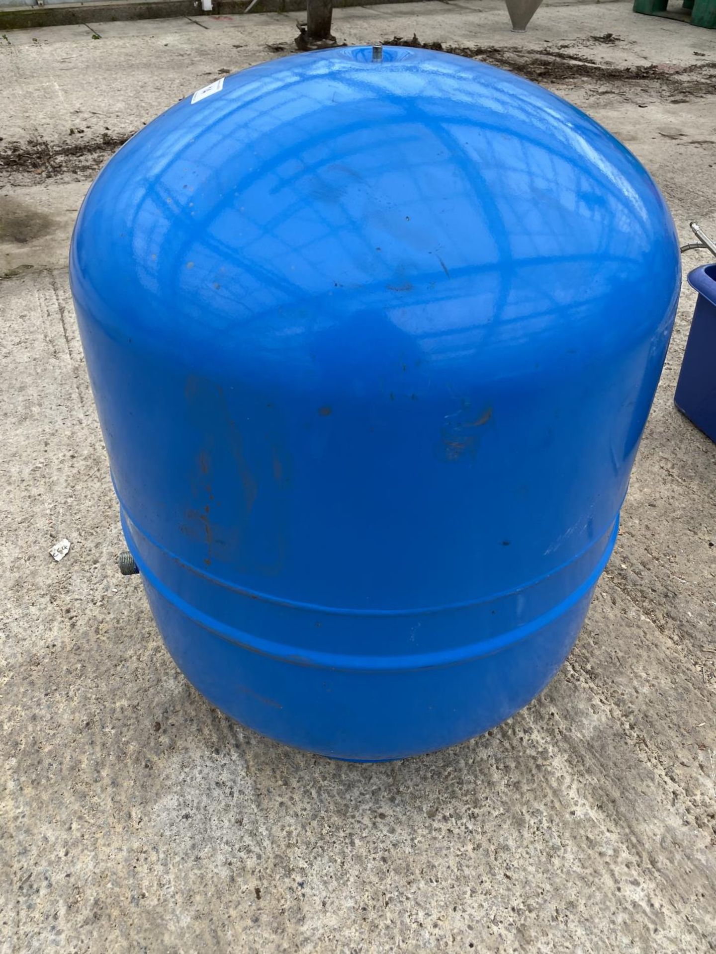 A MIKRO FILL CANISTER 26" HIGH 5'3" CIRCUMFERENCE NO VAT - Image 4 of 4