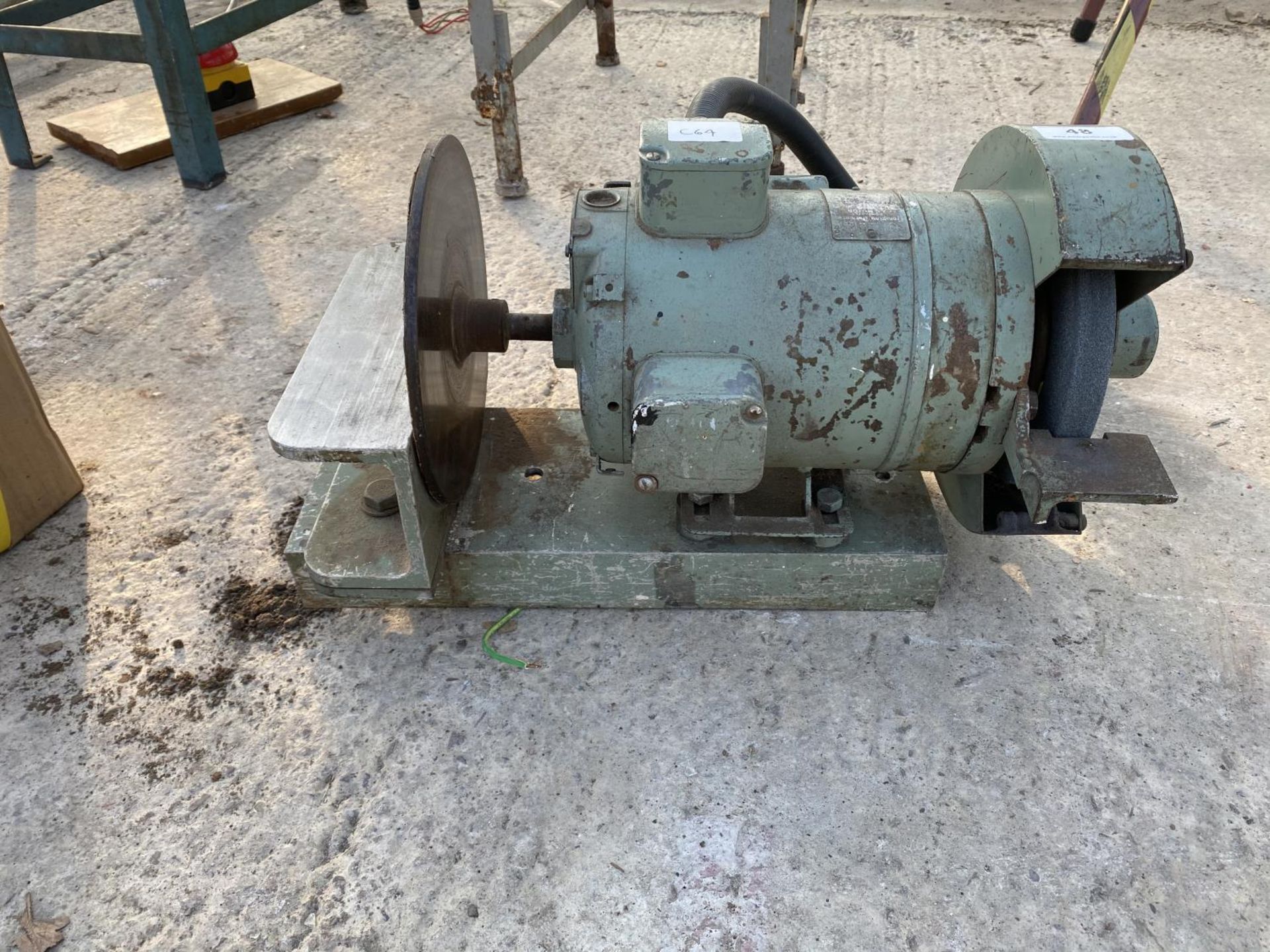 A CROMPTON BENCH GRINDER - NO VAT