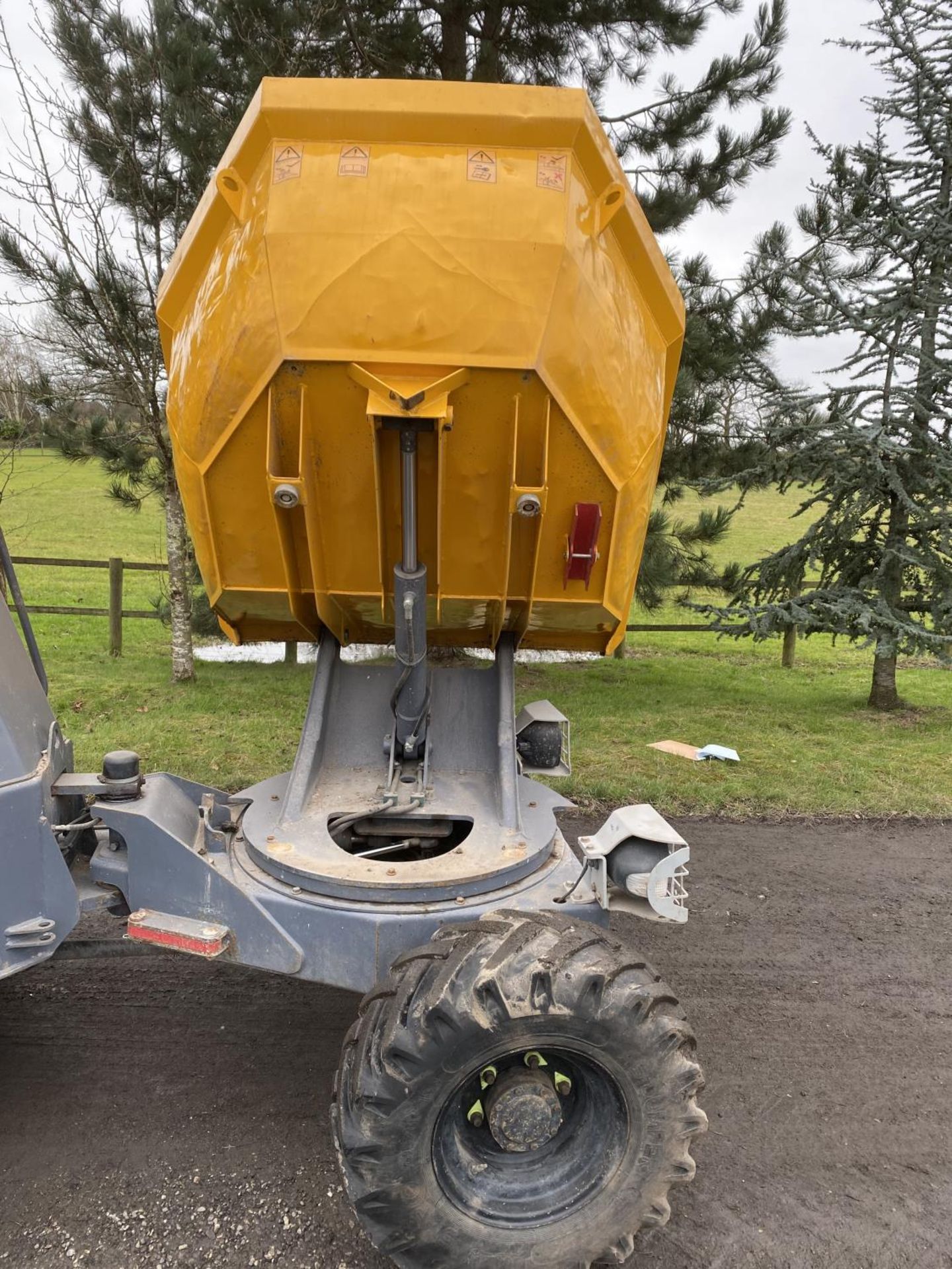 A TEREX TA 3SH 3 TONNE SWIVEL DUMPER BX14 LFB 1101 HOURS +VAT WITH V5 ALSO SECURITY CODE PAD - Image 11 of 12