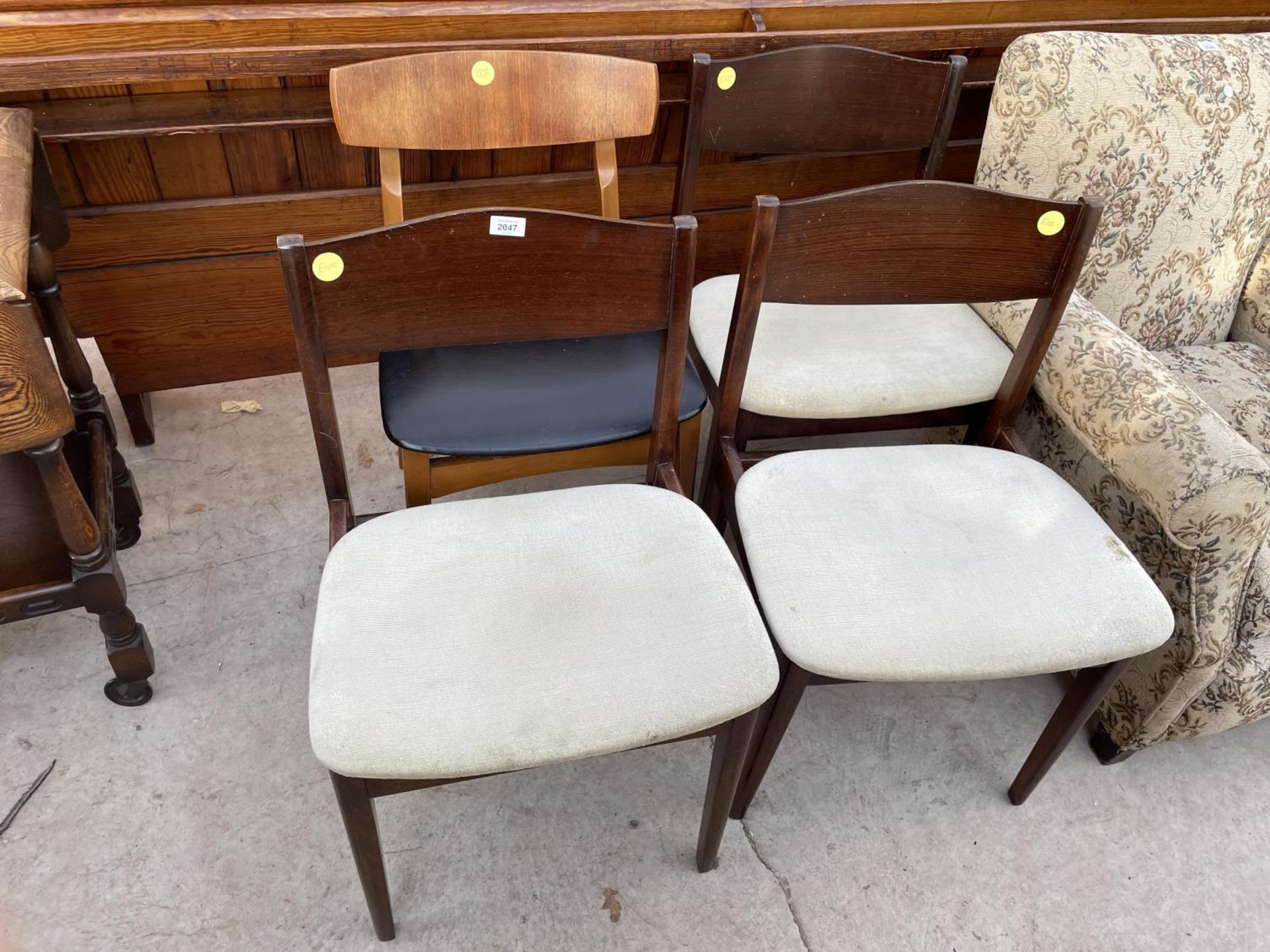 A SET OF FOUR STATEROOM RETRO DINING CHAIRS