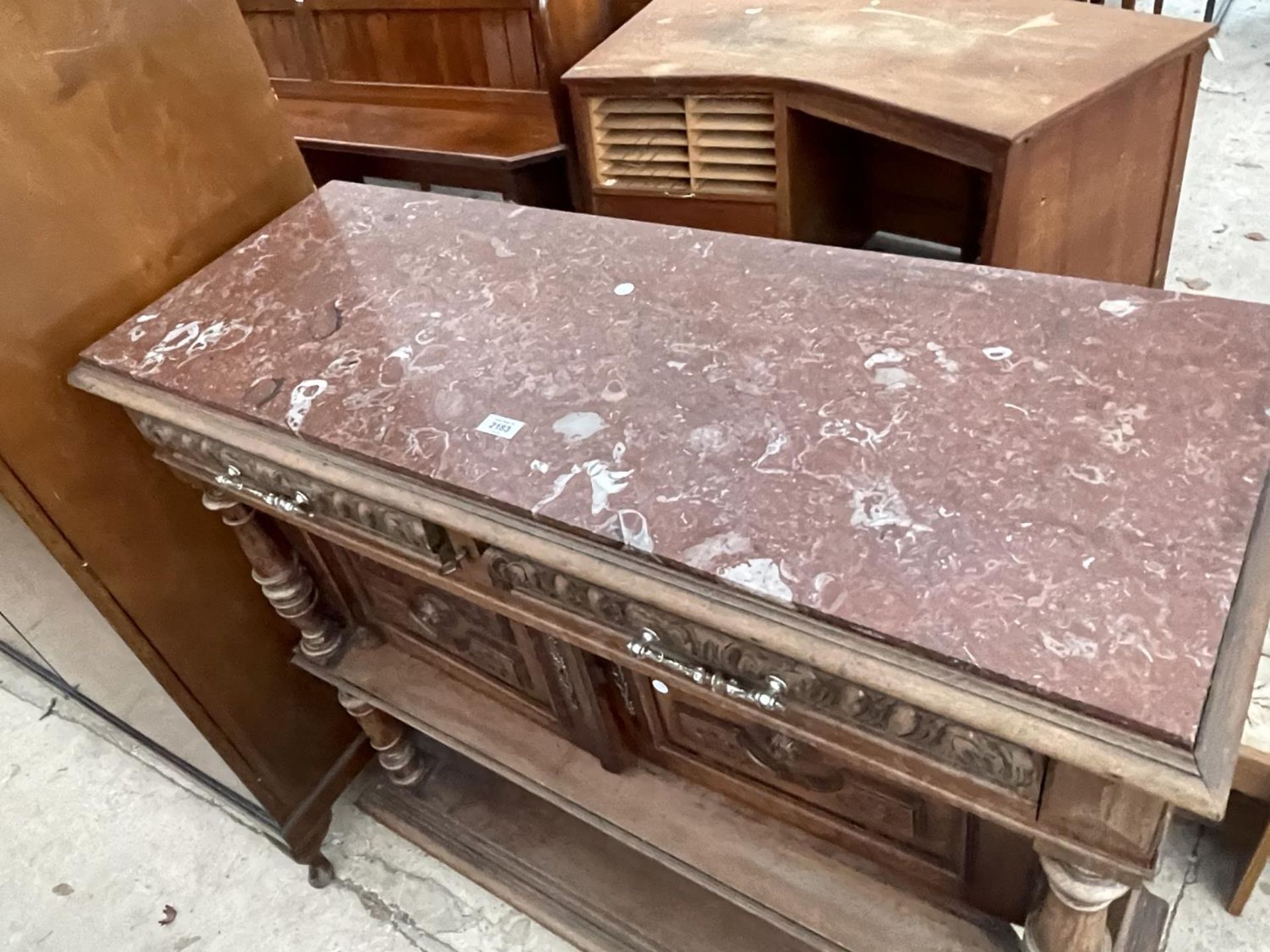 A CONTINENTAL VICTORIAN BUFFET ENCLOSING TWO CUPBOARDS, TWO FRIEZE DRAWERS AND OPEN BASE WITH MARBLE - Image 4 of 4