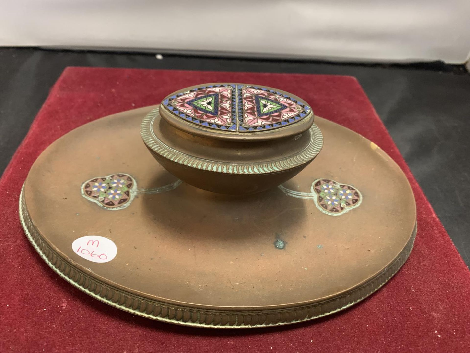 A DECORATIVE OVAL BRASS CLOISONNE INKWELL