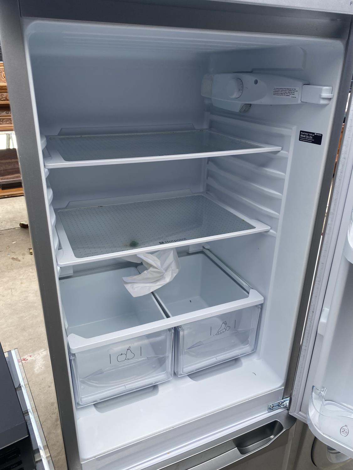 A SILVER HOTPOINT FRIDGE FREEZER BELIEVED IN WORKING ORDER BUT NO WARRANTY - Image 3 of 5
