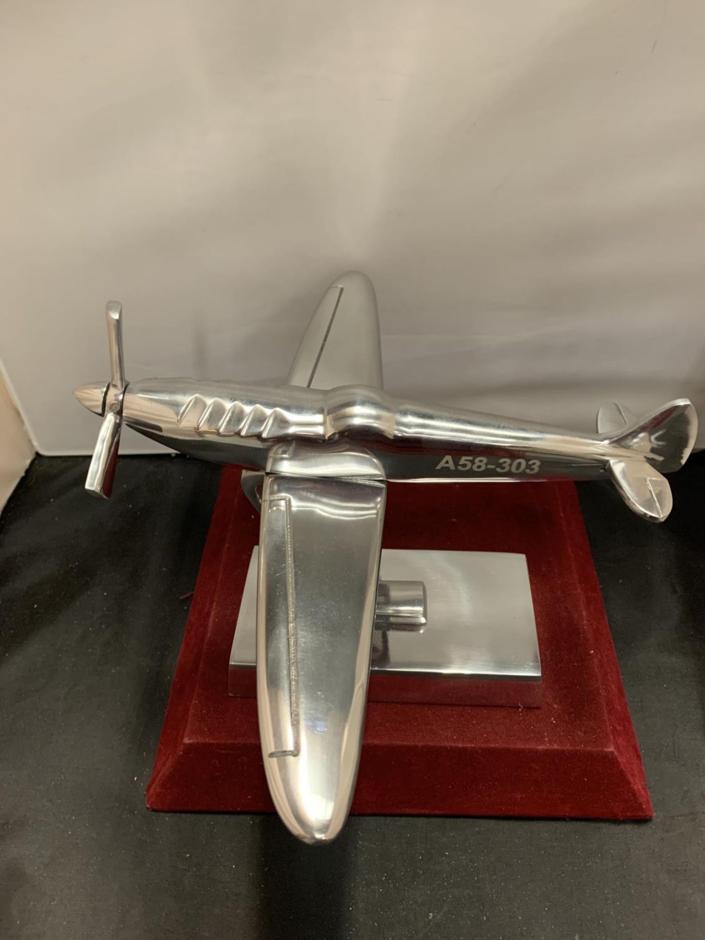 A CHROME MODEL A58-303 AEROPLANE ON A PLINTH OF THE SAME H:23CM - Image 4 of 6