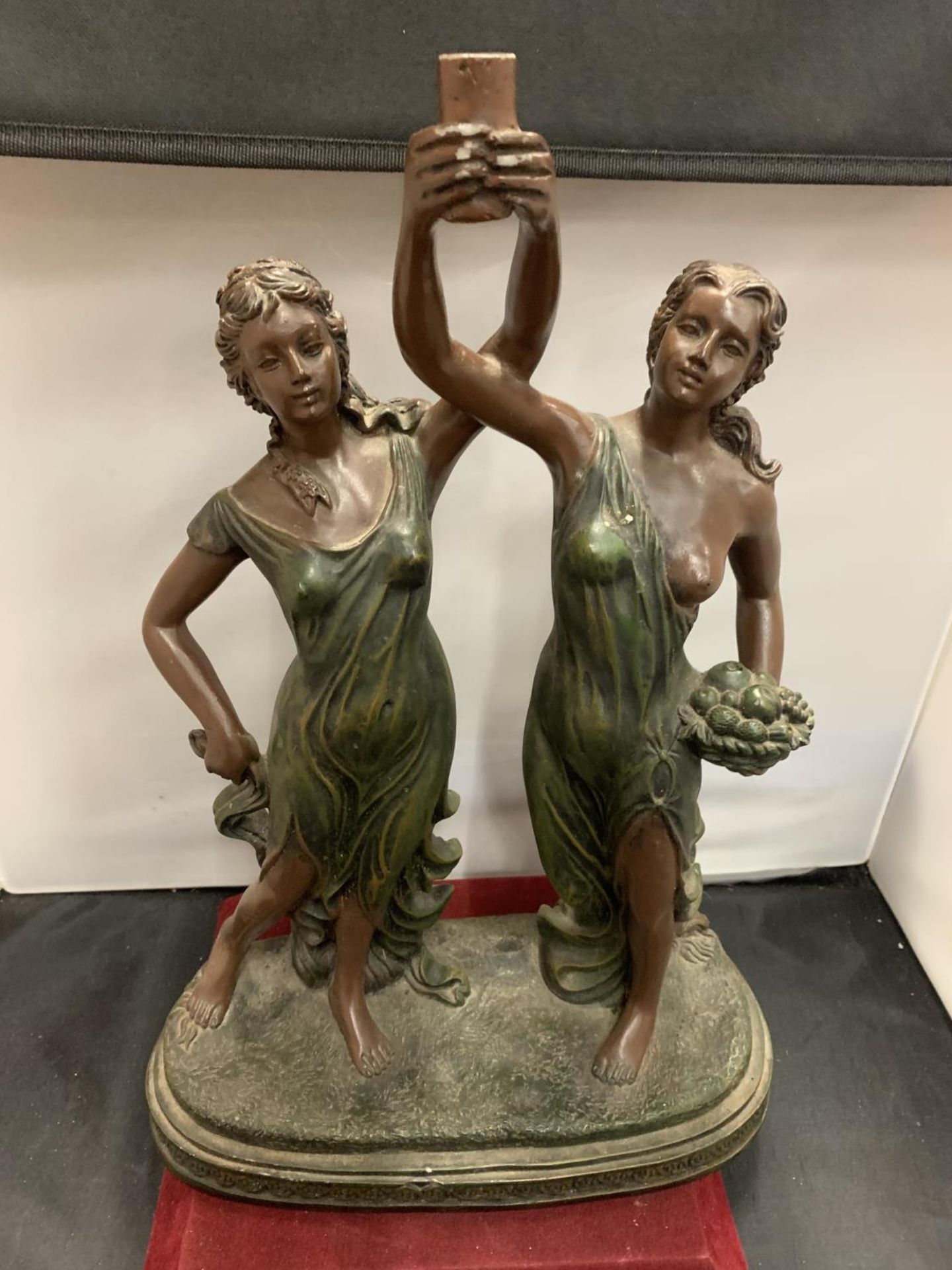 A SPELTER ORNAMENT IN THE FORM OF TWO GREEK STYLE FEMALES H:46CM