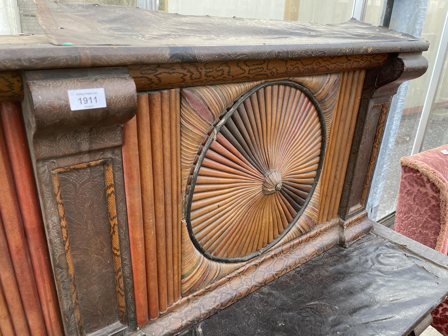 A RARE AND UNUSUAL CONTINENTAL CHIFFONIER WITH SNAKESKIN EFFECT APPLIED DECORATION, TWO DOORS TO THE - Image 4 of 8