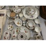 A COLLECTION OF ROYAL WORCESTER PORCELAIN DINNER WARE IN THE EVESHAM DESIGN