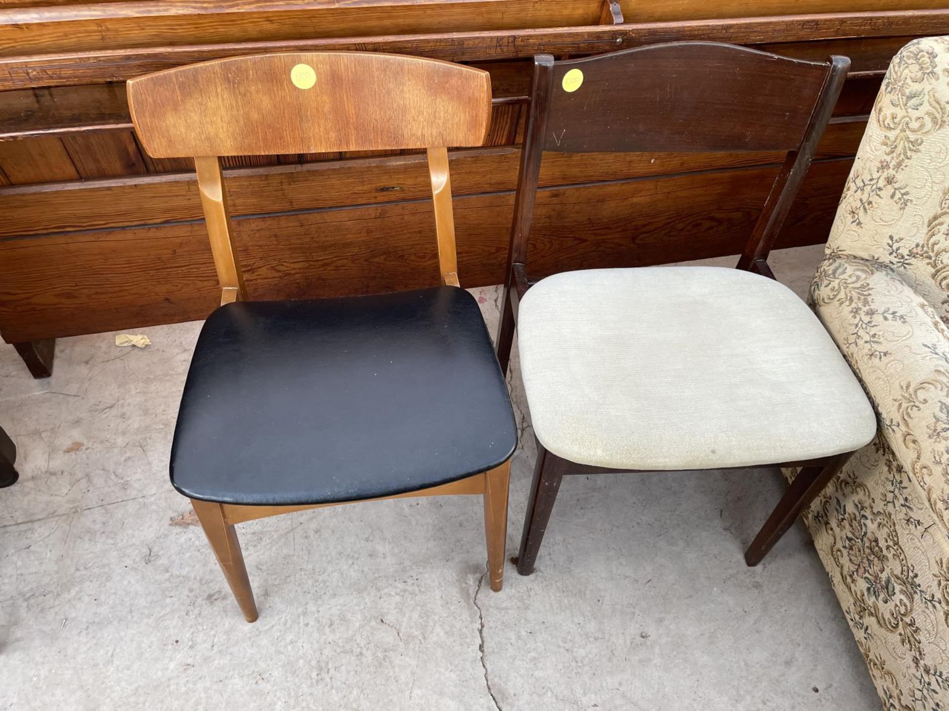 A SET OF FOUR STATEROOM RETRO DINING CHAIRS - Image 3 of 3