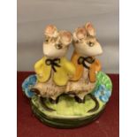 A BESWICK KITTY MACBRIDE 'A DOUBLE ACT'