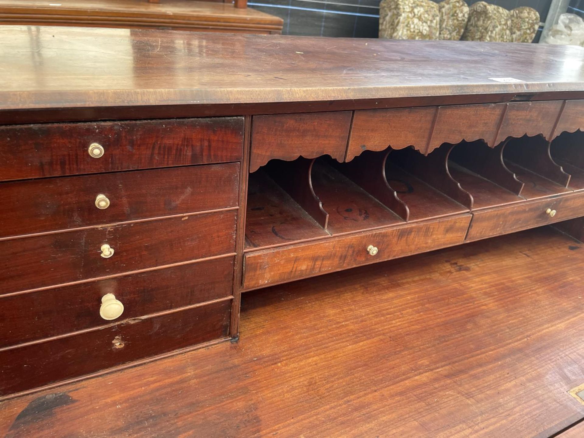 A GEORGE III MAHOGANY FALL FRONT BUREAU WITH FITTED INTERIOR, 45" WIDE - Image 6 of 7