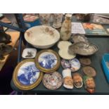 AN ASSORTMENT OF ITEMS TO INCLUDE CERAMICS, SILVER PLATE AND A PAIR OF OVAL GILT FRAMED CERAMIC