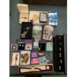 A LARGE COLLECTION OF COSTUME JEWELLERY TO INCLUDE NECKLACES, EARRINGS, LADIES WRIST WATCH, BROOCHES