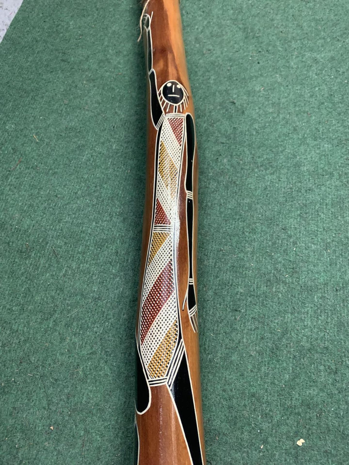 AN ABORIGINAL ABRAHAM DAKGALAWUY MIMI SPIRIT DIDGERIDOO - Image 3 of 6