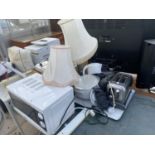 A LARGE ASSORTMENT OF ELECTRICALS TO INCLUDE AN AKAI MICROWAVE OVEN, TOASTERS AND TWO TABLE LAMPS