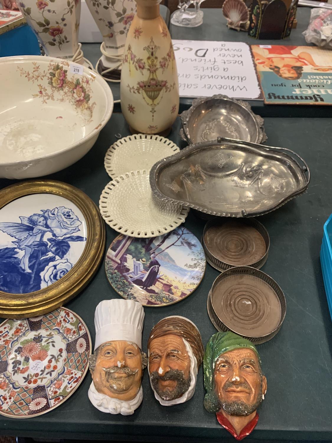 AN ASSORTMENT OF ITEMS TO INCLUDE CERAMICS, SILVER PLATE AND A PAIR OF OVAL GILT FRAMED CERAMIC - Image 2 of 3