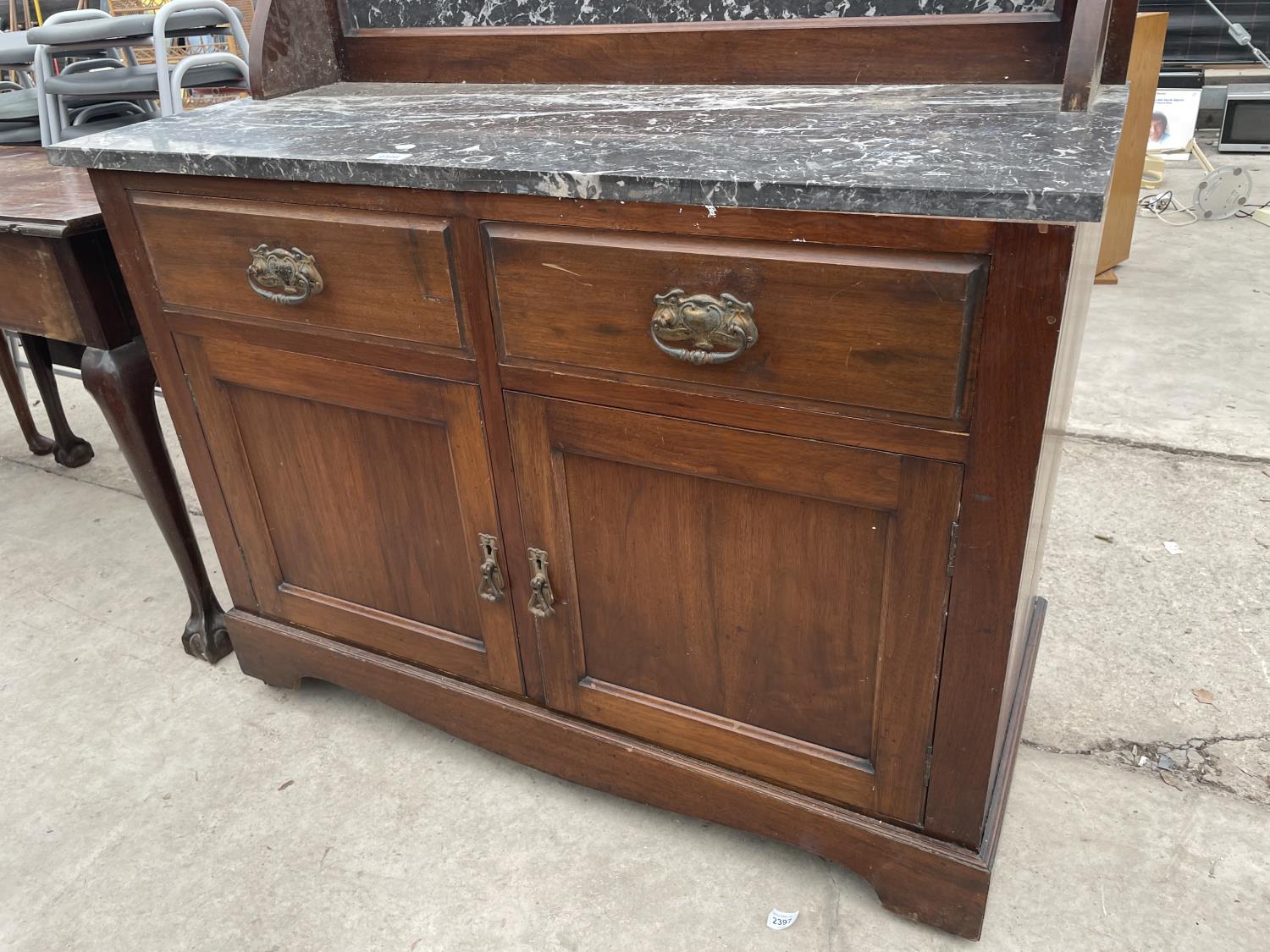 A VICTORIAN MAHOGANY MARBLE TOP WASHSTAND WITH MARBLE BASE, 42" WIDE - Image 4 of 4