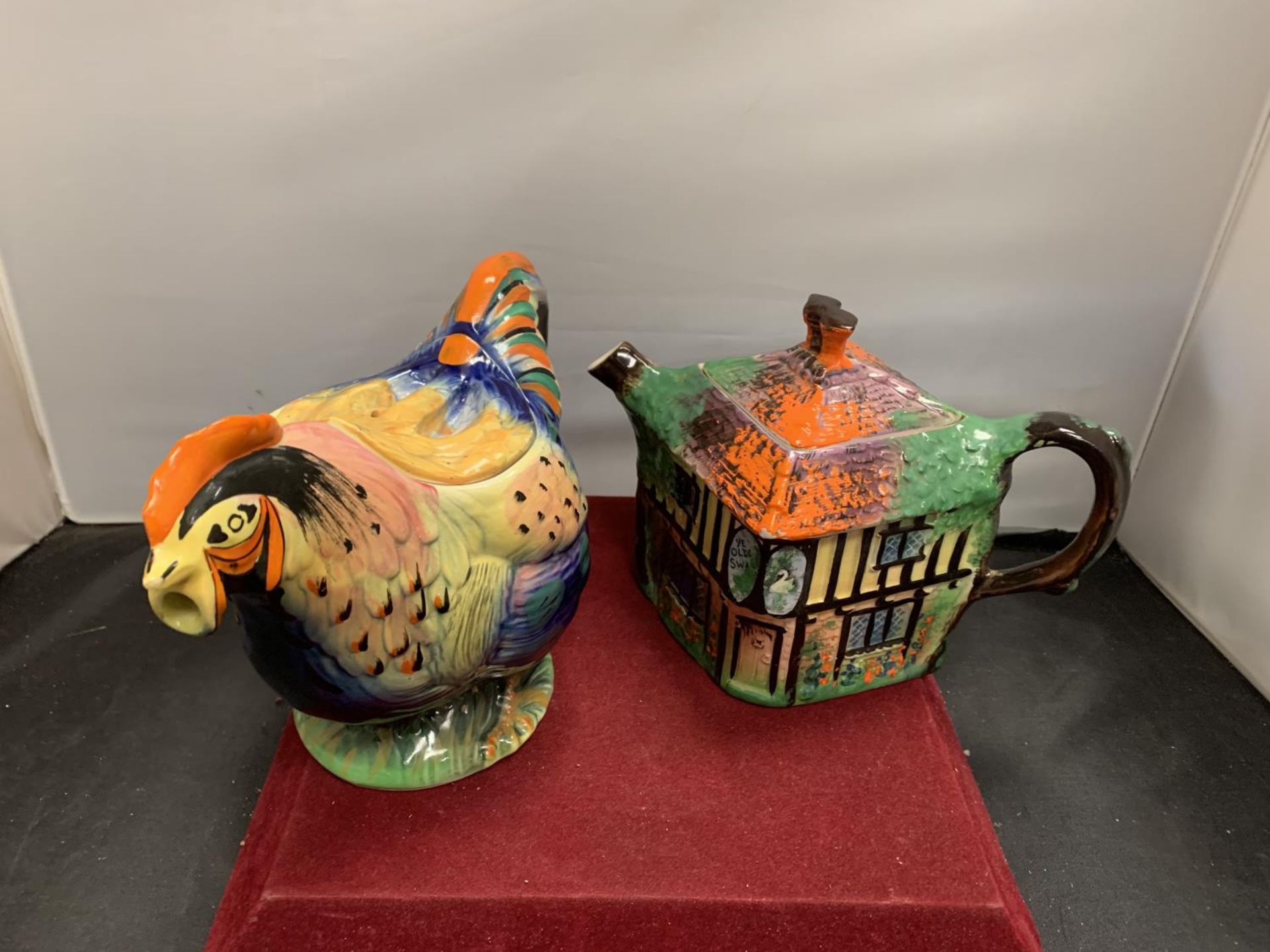 TWO TEAPOTS TO INCLUDE A COCKREL AND A COTTAGE