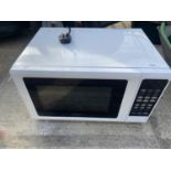 A KENWOOD MICROWAVE OVEN