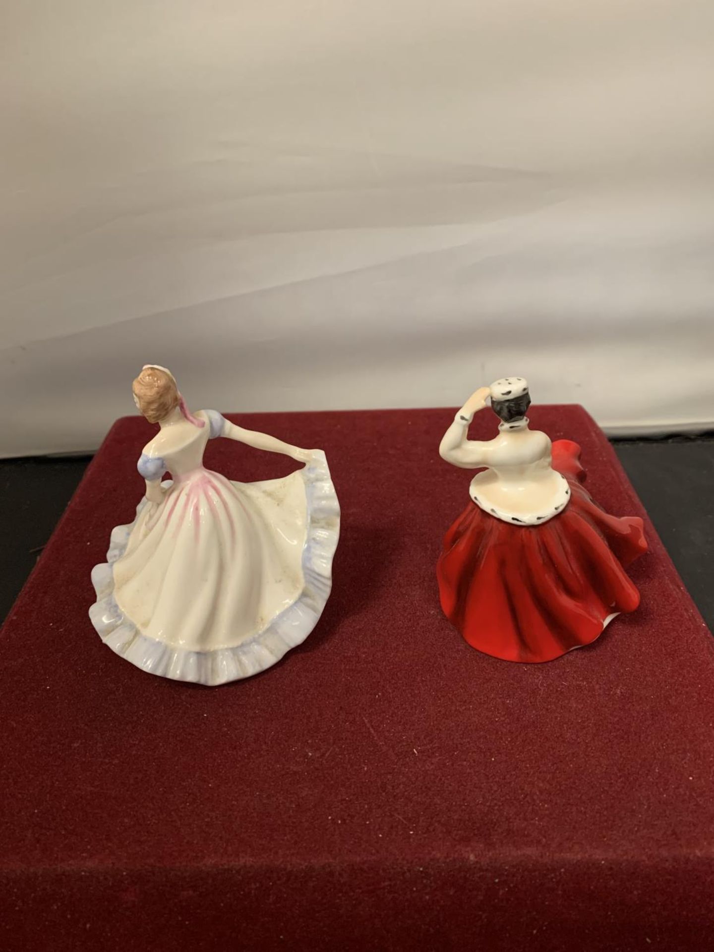 TWO ROYAL FIGURINES GAIL AND NINETTE - Image 3 of 5