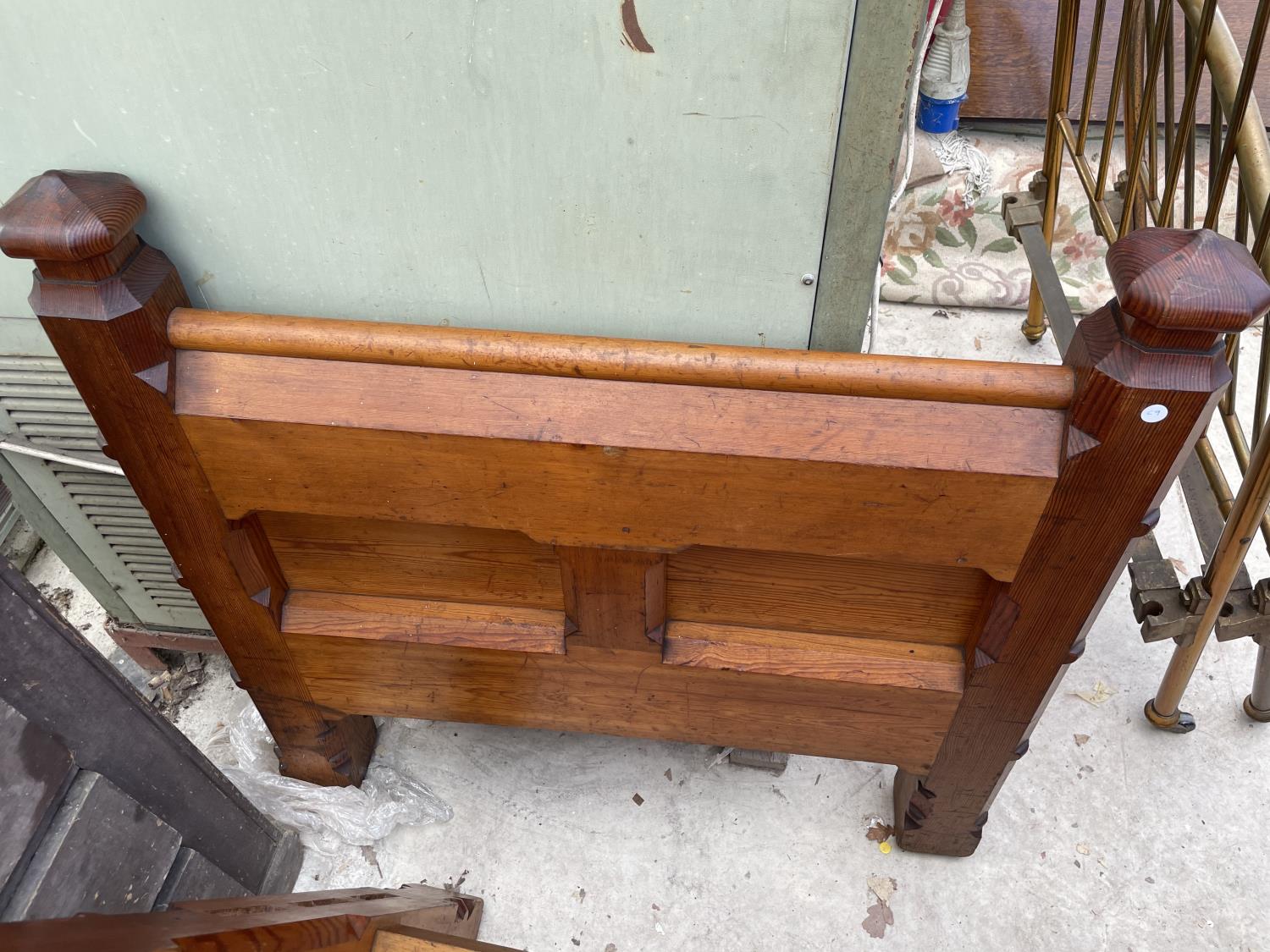 A VICTORIAN PITCH PINE THREE FOOT BED HEAD AND FOOT - Image 2 of 2