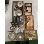 A COLLECTION OF VINTAGE CHILDRENS METAL COOKING UTENSILS, DOLLSHOUSE FURNITURE AND A BOXED