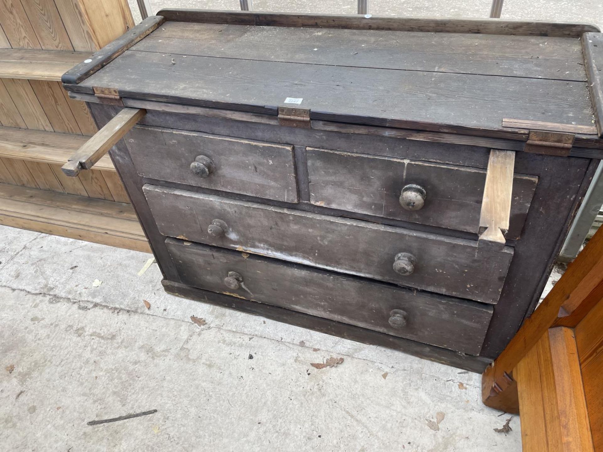 A VICTORIAN PINE CHEST OF TWO SHORT AND TWO LONG DRAWERS WITH FOLD-OVER WORK TOP - Image 3 of 4
