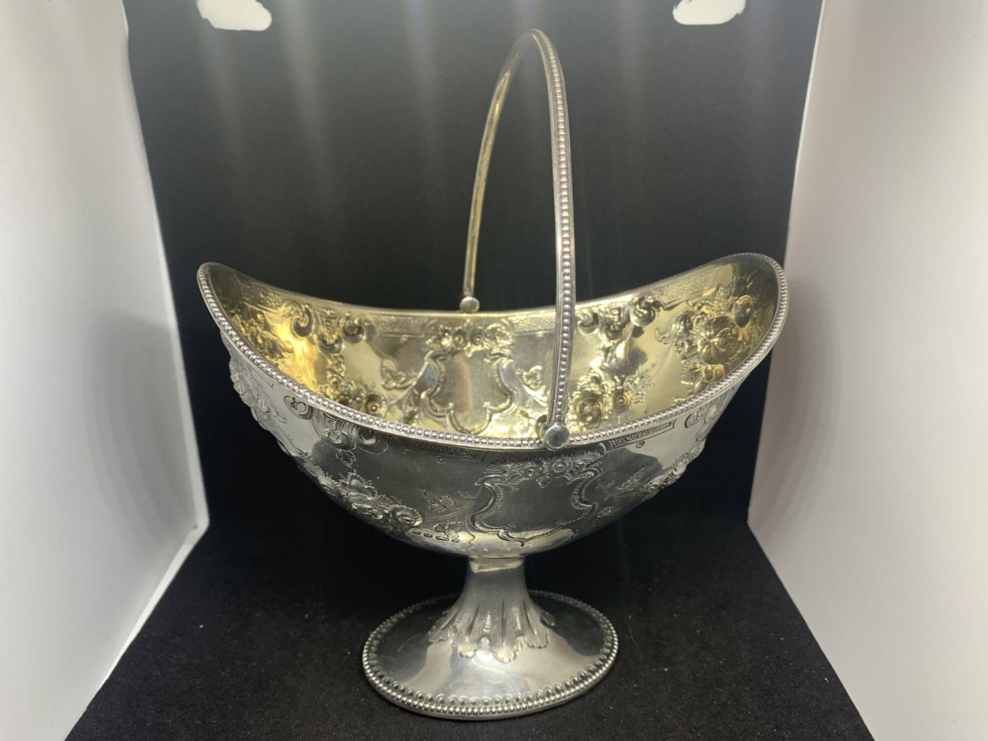 A HALLMARKED SHEFFIELD 1869 SILVER BON BON BASKET, MAKER MARTIN, HALL AND CO - GROSS WEIGHT 297