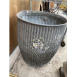 A VINTAGE GALVANISED DOLLY TUB