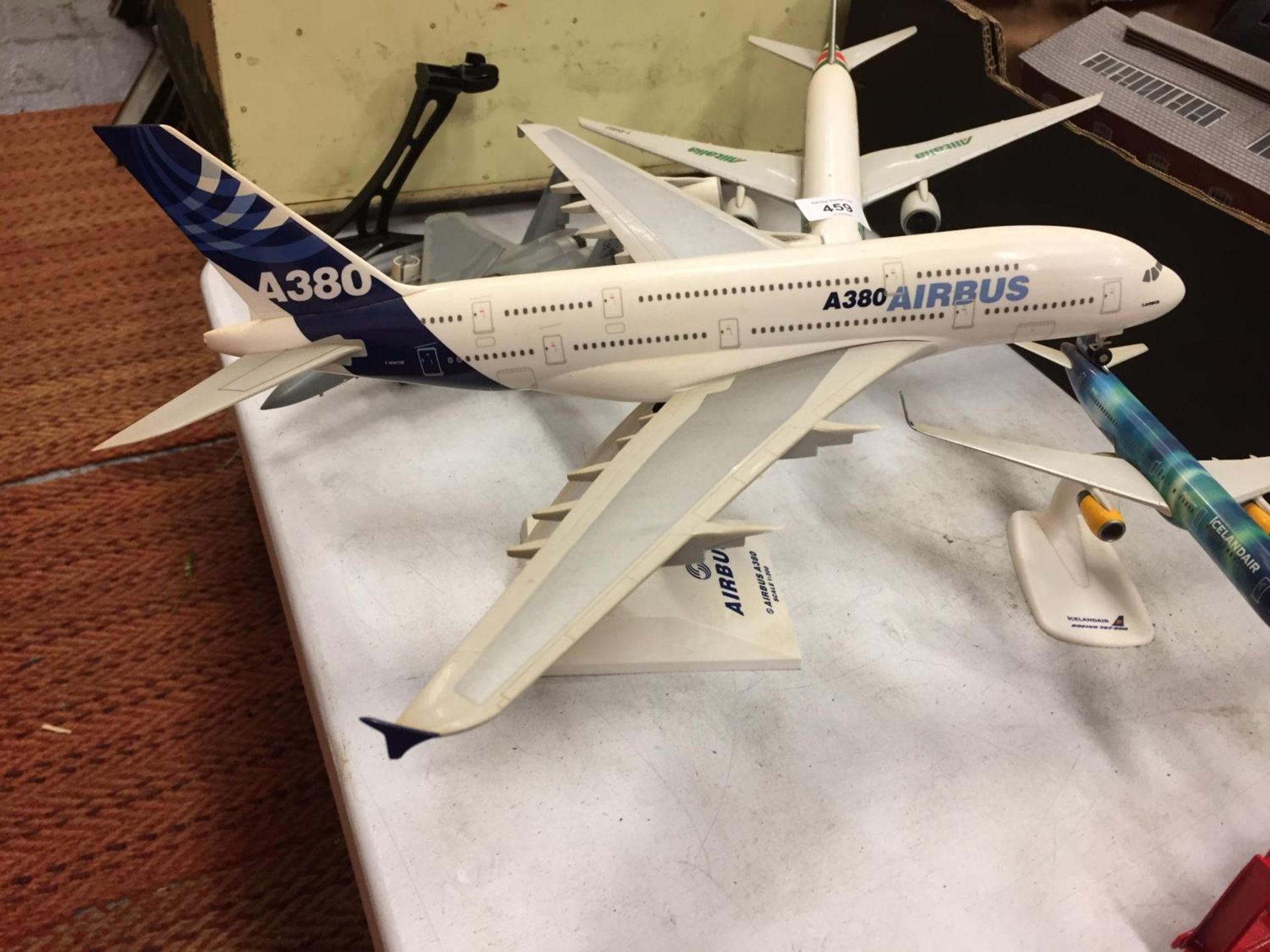 FOUR MODEL AIRPLANES WITH STANDS TO INCLUDE AN AIRBUS ETC - Image 2 of 5