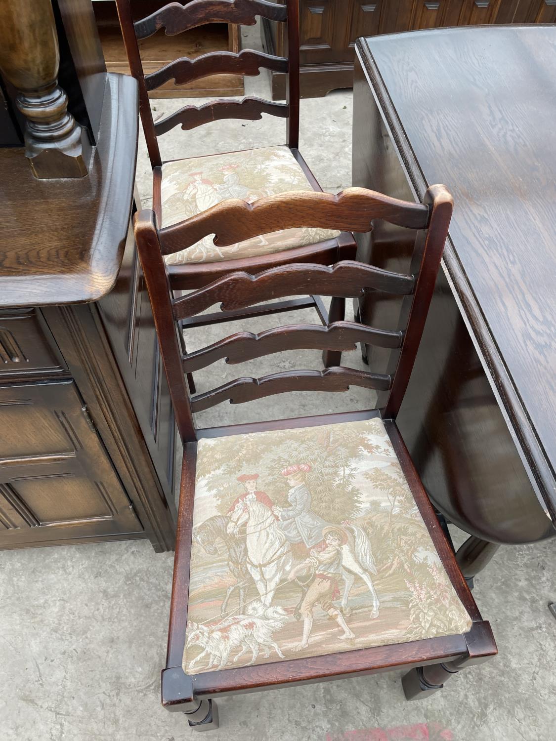 A REPRODUCTION GATE-LEG TABLE AND FOUR CHAIRS - Image 3 of 5