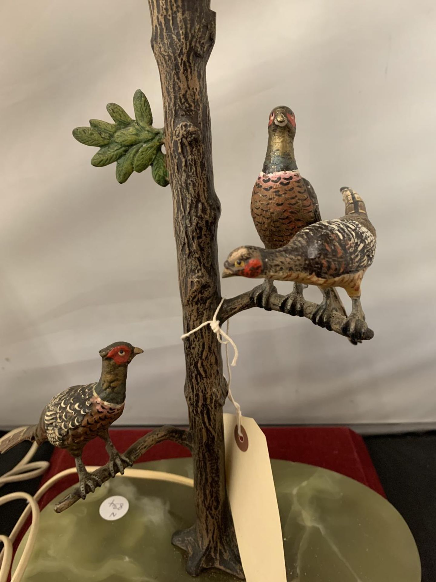 AN AUSTRIAN COLD PAINTED BRONZE TABLE LAMP WITH THREE PHEASANTS C.1920S H: 44CM - Image 2 of 3