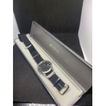 A BOXED LORUS WRISTWATCH IN WORKING ORDER