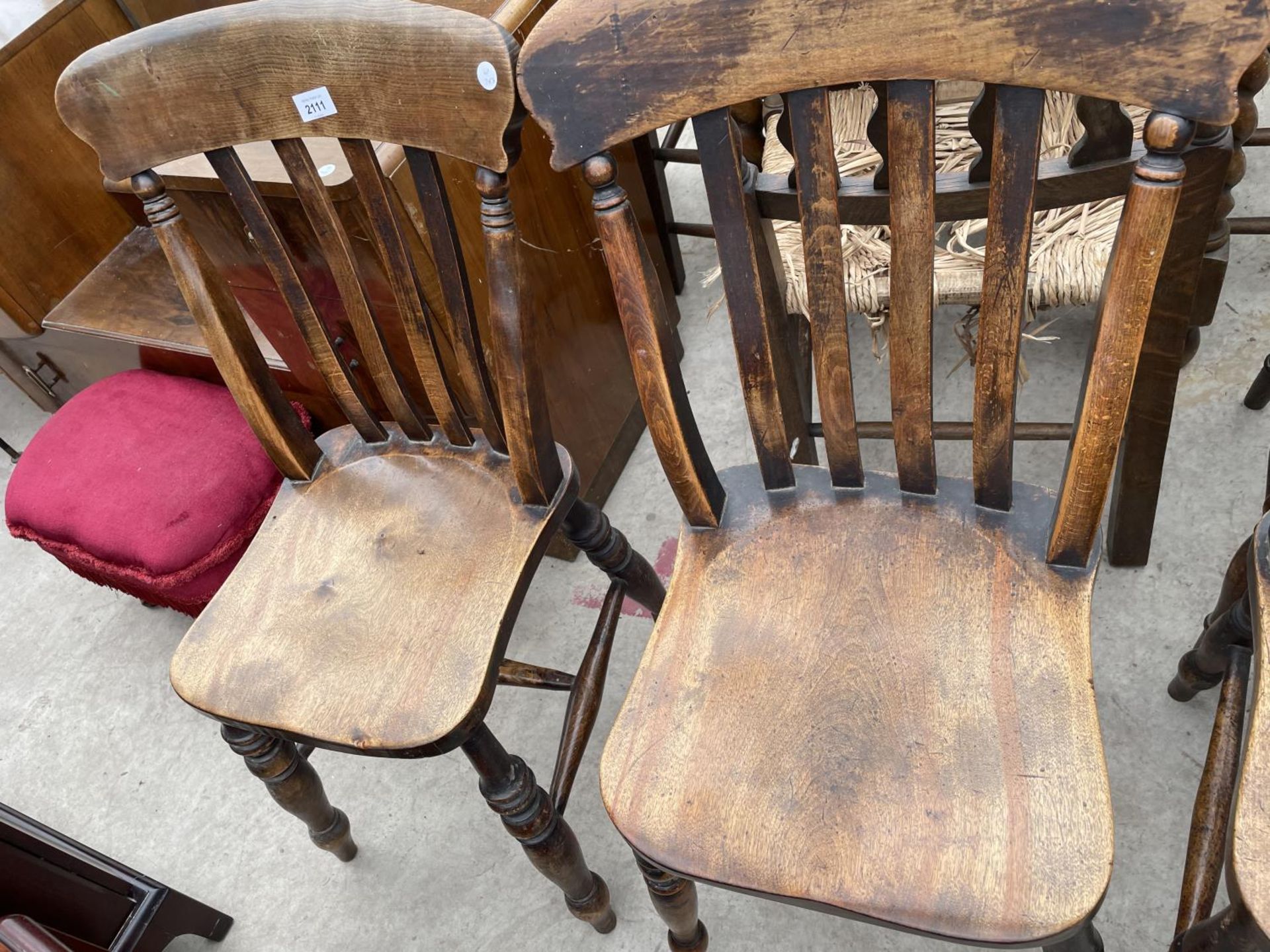 A SET OF FOUR VICTORIAN LATH-BACK KITCHEN CHAIRS - Image 2 of 6