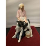 A ROYAL DOULTON FIGURINE COUNTRY MAID (A/F)