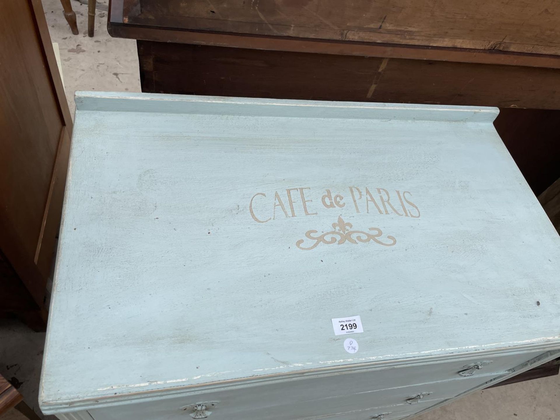 A SHABBY CHIC THREE DRAWER CHEST PAINTED 'CAFE DE PARIS', 30" WIDE - Image 2 of 4