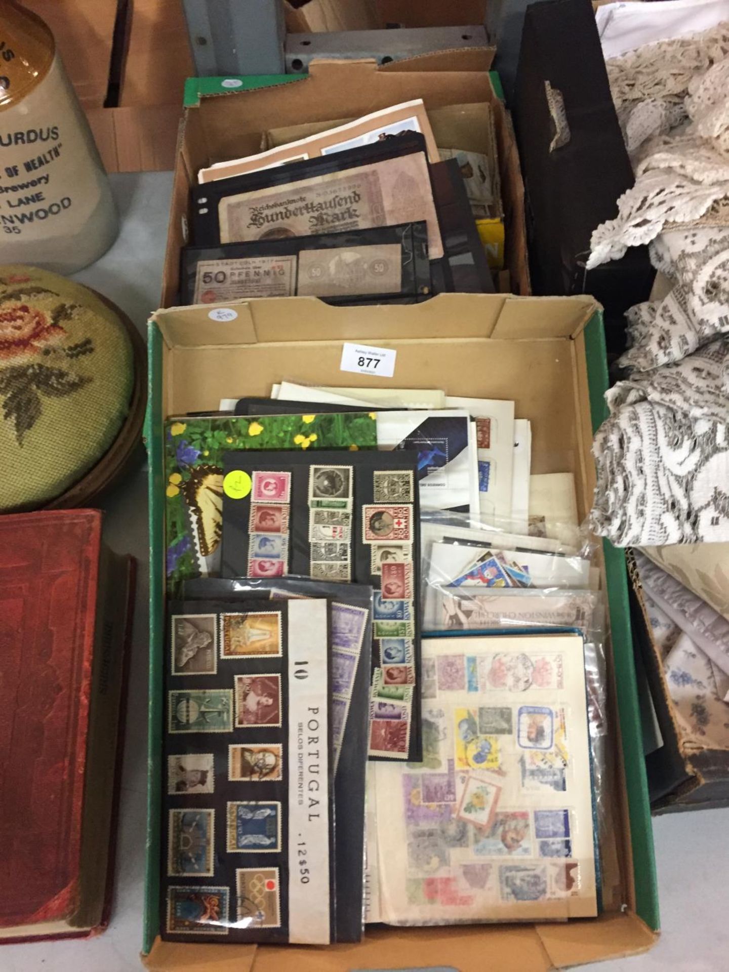 A COLLECTION OF VARIOUS STAMPS, CIGARETTE CARDS AND GERMAN BANK NOTES