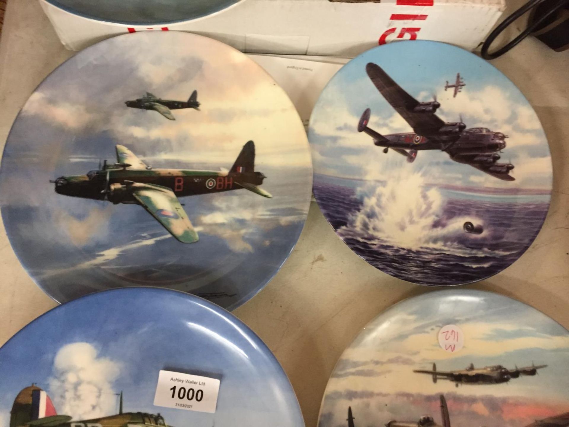 A COLLECTION OF SIX COLLECTORS PLATES DEPICTING VARIOUS AIRCRAFT - Image 3 of 4