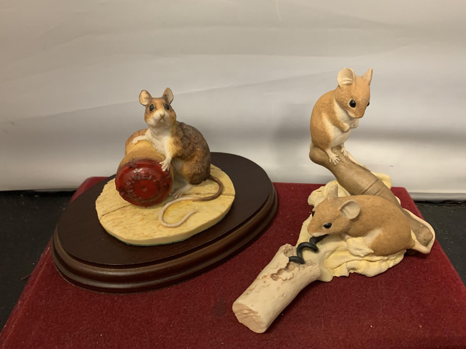 FOUR VARIOUS MOUSE RELATED CERAMICS - Image 2 of 4