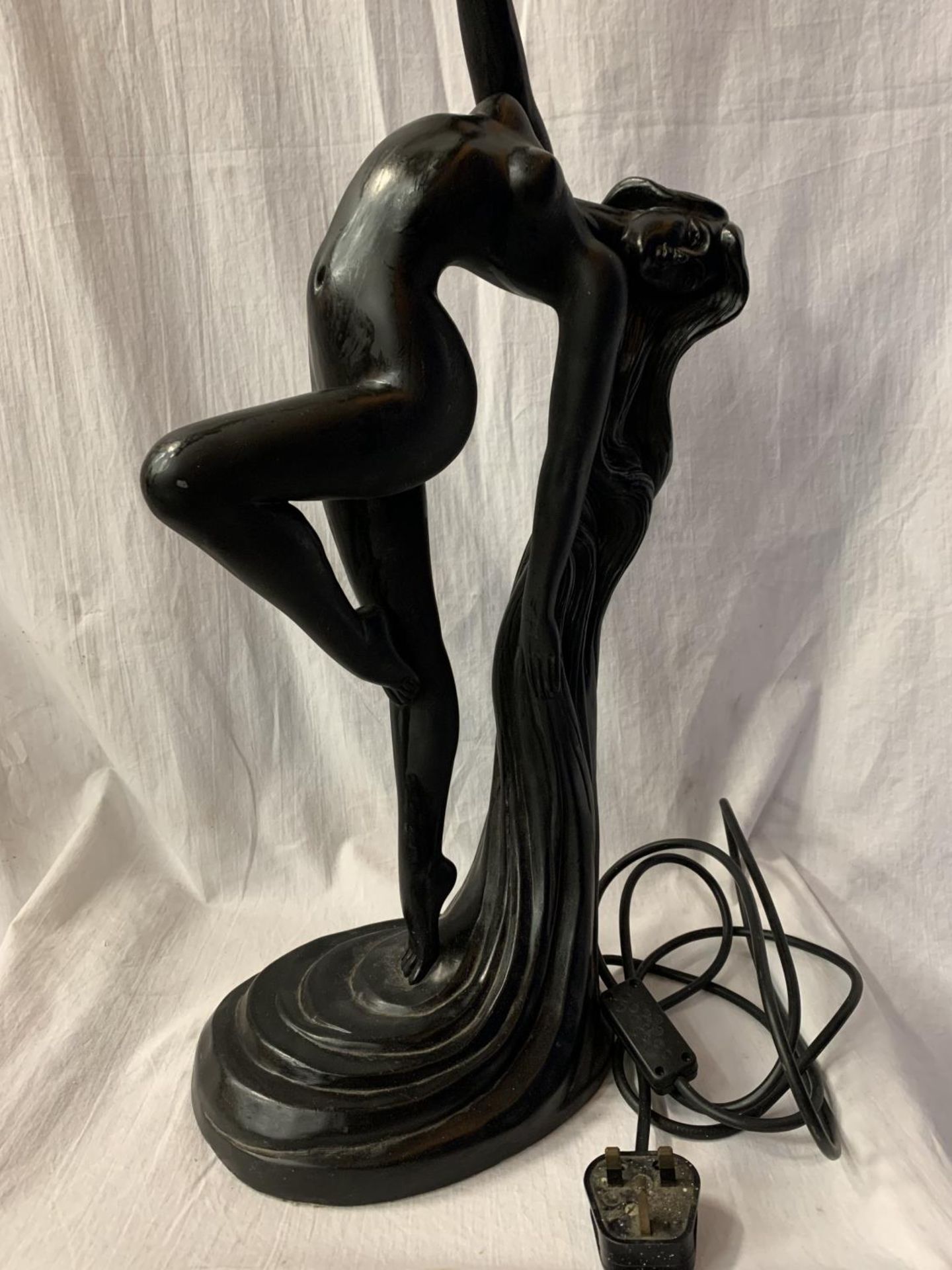 A SPELTER TABLE LAMP IN THE FORM OF A NUDE H:WITH GLASS SHADE 79CM (REPAIR TO HAND) - Image 2 of 7