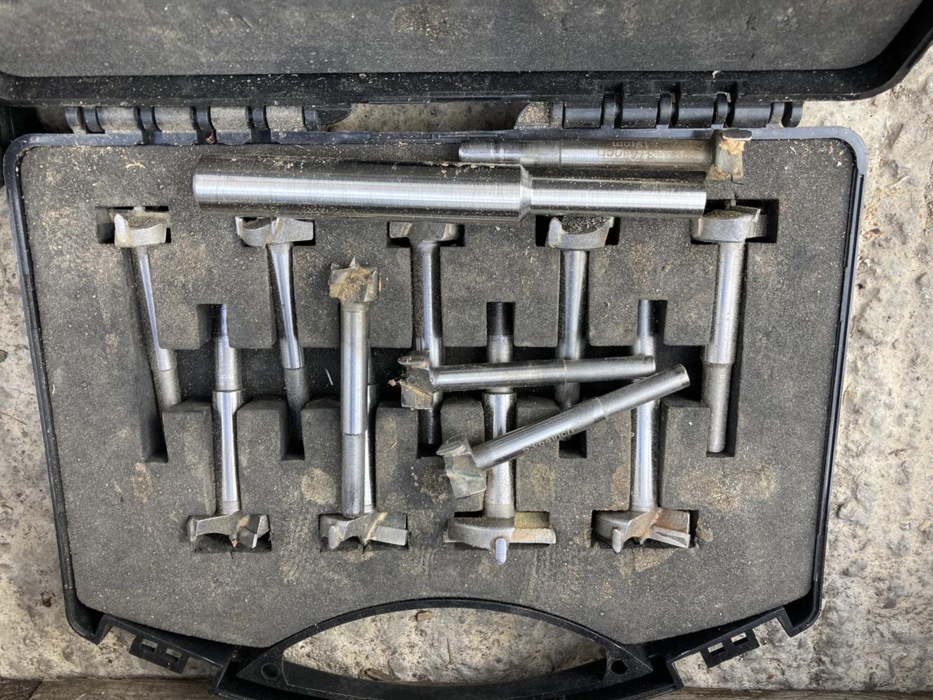 VARIOUS ROUTER ATTACHMENTS AND GAUGES NO VAT - Image 6 of 11