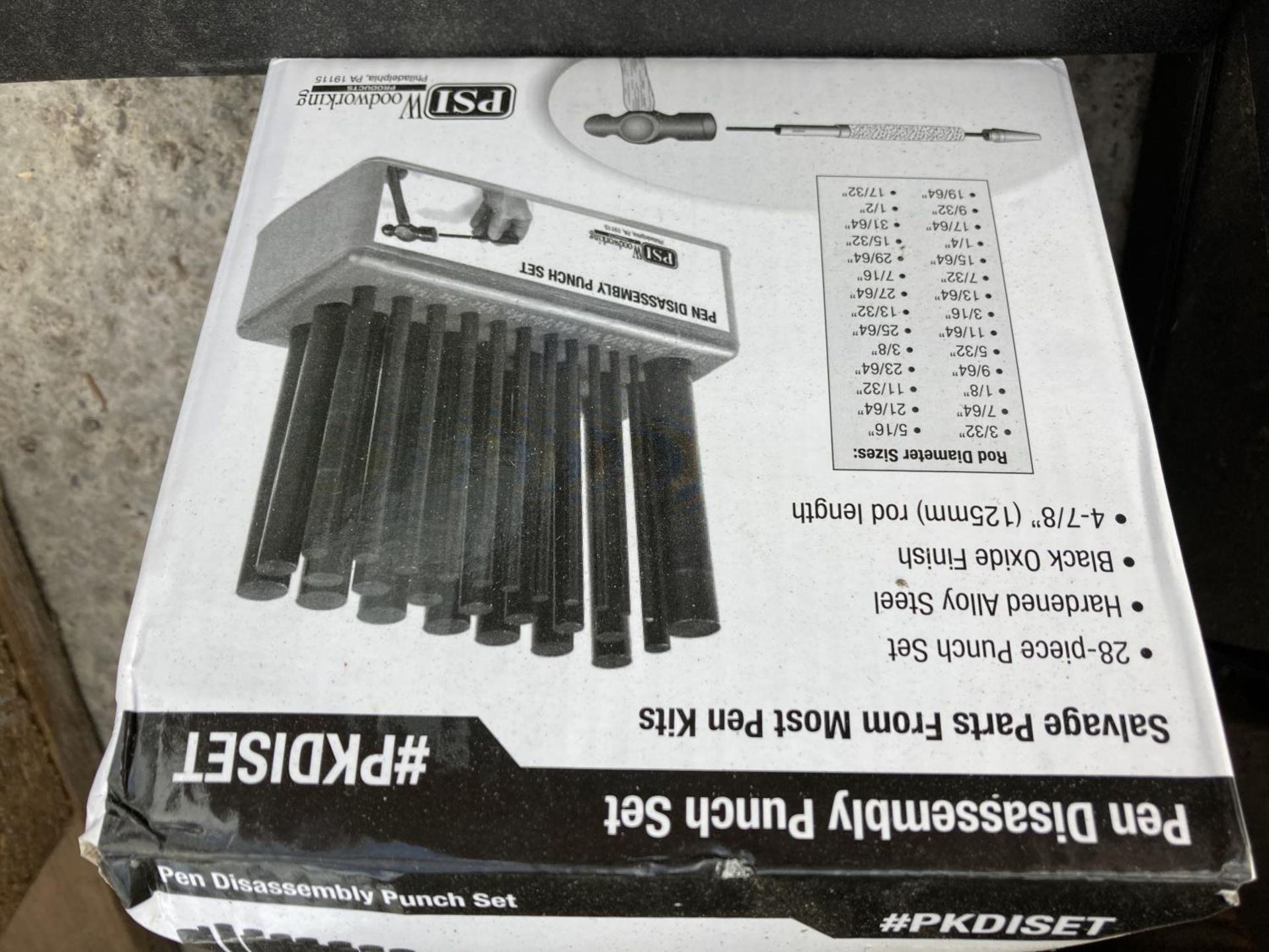 VARIOUS ROUTER ATTACHMENTS AND GAUGES NO VAT - Image 7 of 11