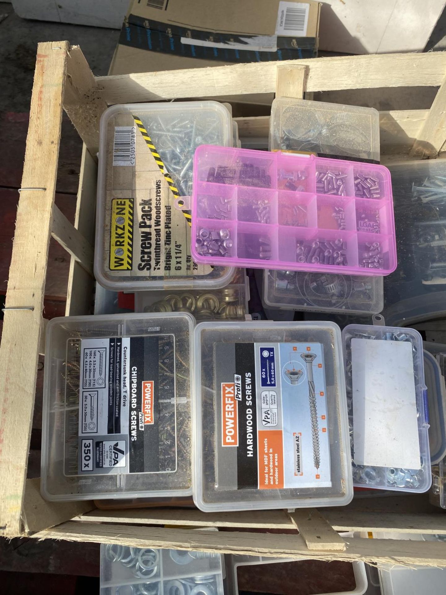 A BOX CONTAINING A LARGE QUANTITY OF SCREWS, NUTS, BOLTS, SANDING BELTS ETC NO VAT - Image 5 of 6