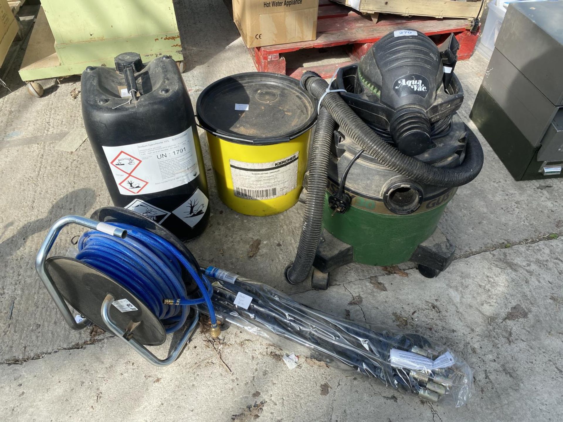 VARIOUS ITEMS TO INCLUDE AN AQUA VAC, SAND BLASTING ABRASIVE, DRAINING RODS ETC NO VAT