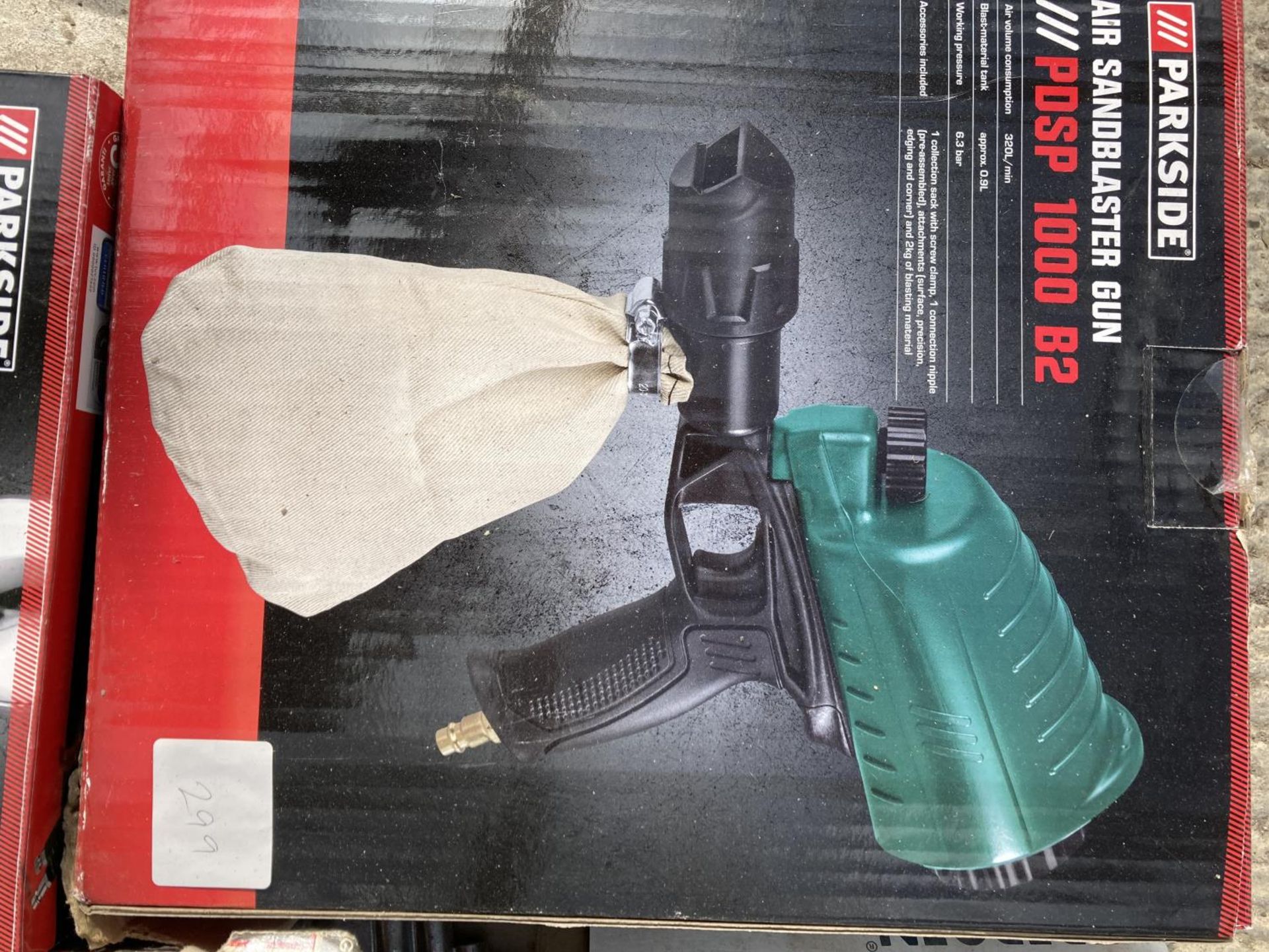 SIX BOXED POWER TOOL ITEMS TO INCLUDE A PARKSIDE SANDBLASTER GUN, CLARKE AIR SPRAY GUN, RECYCLING - Image 2 of 6