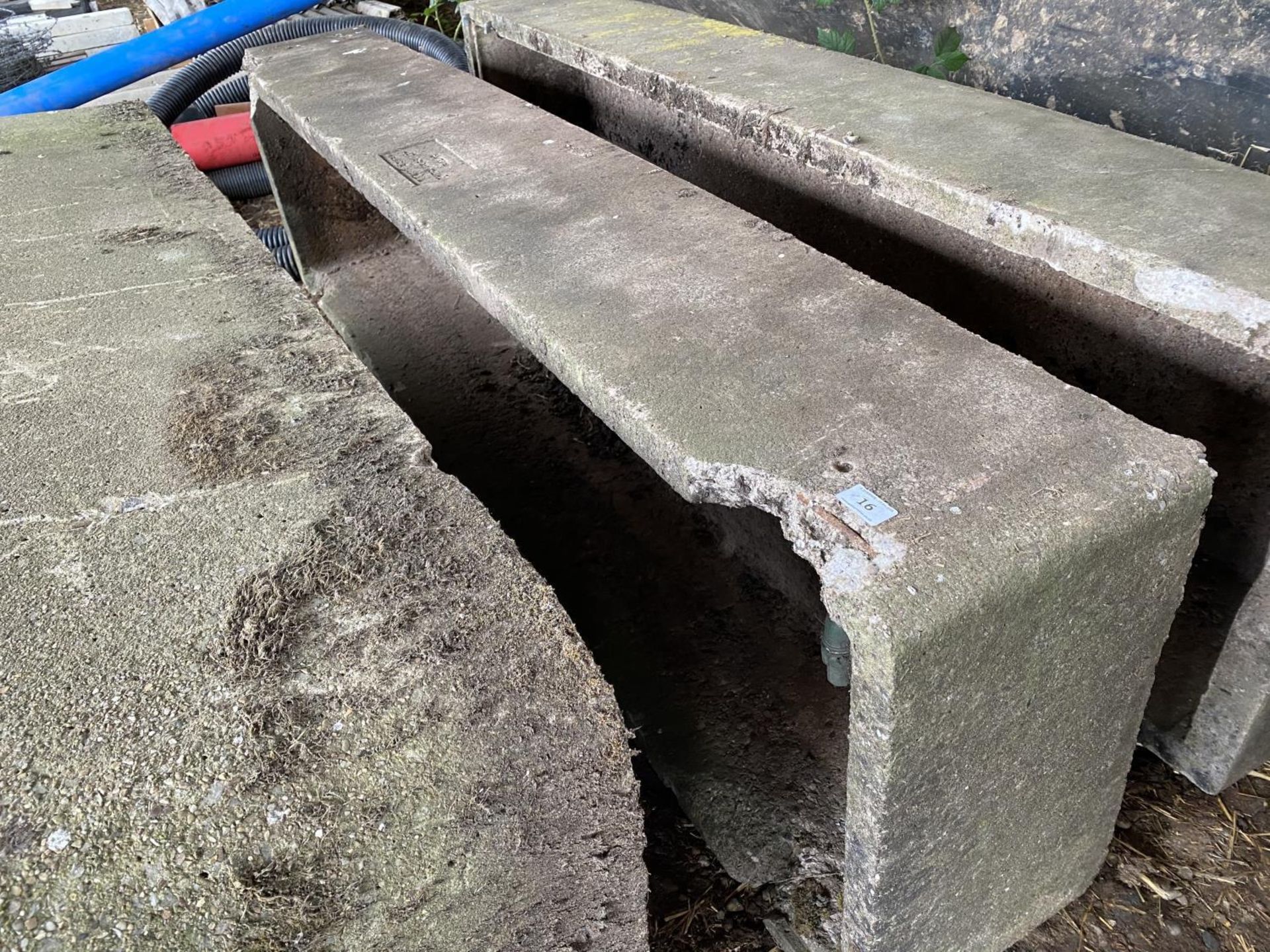 A CONCRETE CATTLE WATER TROUGH 7' 10" LONG, 2' WIDE 16" HIGH