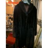 A VINTAGE LADIES BROWN LUXURY BARMINK DUNBAR FABRIC COAT