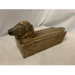 A WOODEN BOX WITH A SLIDING LID IN THE FORM OF A SHEEP L: 27CM